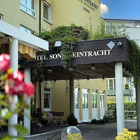 Sonne Eintracht Kg 4* أخرن